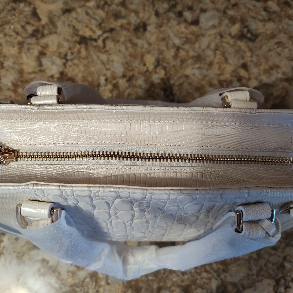 Brahmin Cami And Suri Sea Salt White Carman New With Tags - Picture 8 of 11